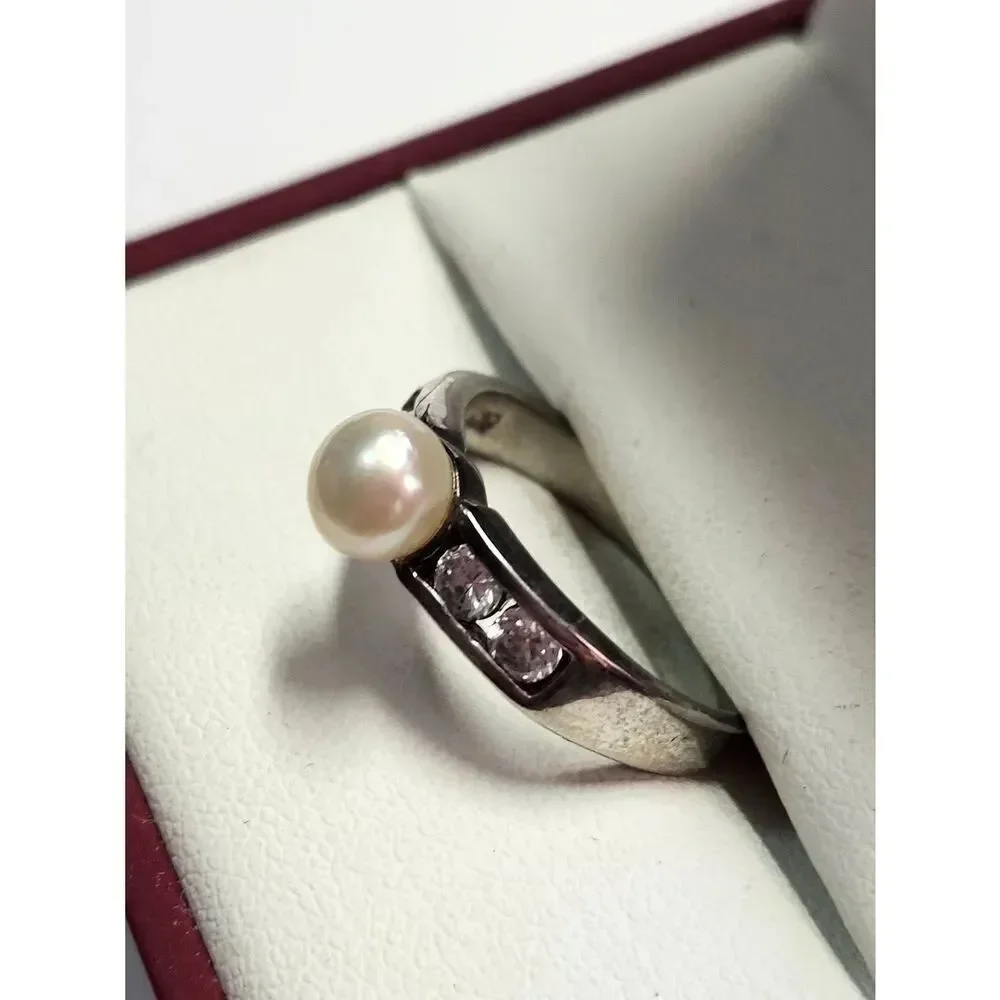 Pearl and Crystal Accent Sterling Silver Plated Ring Size 8